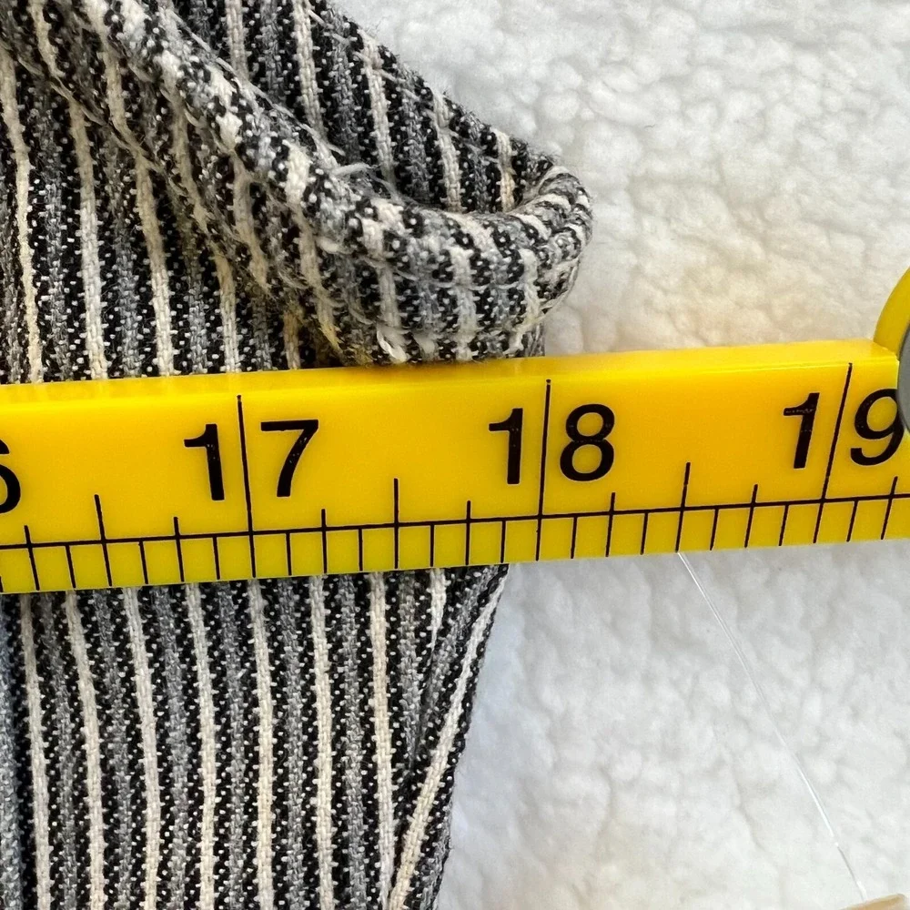 Calvin Klein Jeans Pinstripe Denim Vest Women's Size M‎ Trucker Style Sleeveless - Picture 10 of 12